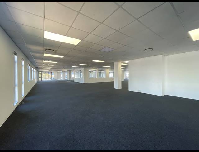 1,632M² OFFICE TO LET IN SANDTON CENTRAL